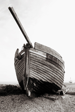 long beam protruding from a boat